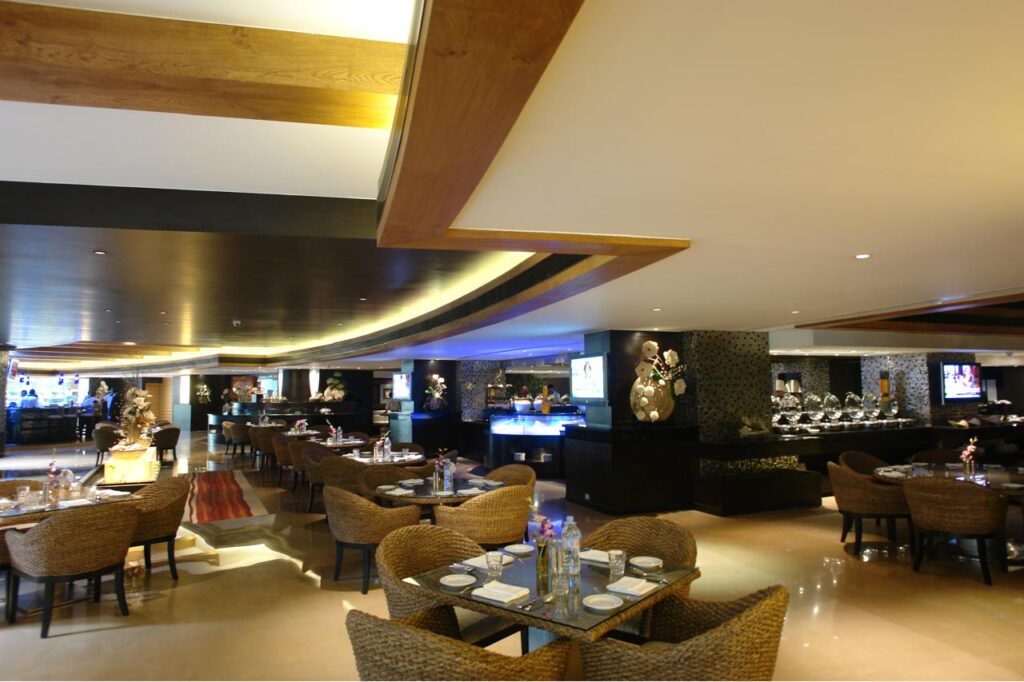 The Earth plate, Sahara Star