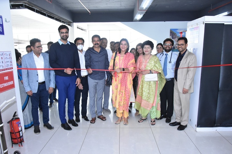 Left To Right- Sunil Singh,Sachin Deshmukh, Dr.Satyajit Wadhokar, Ganesh khandge, Ms. Priya Dutt, Dr.Neha kulkarni, Dr.Pratik Wadhokar, Dr.Santosh sahu