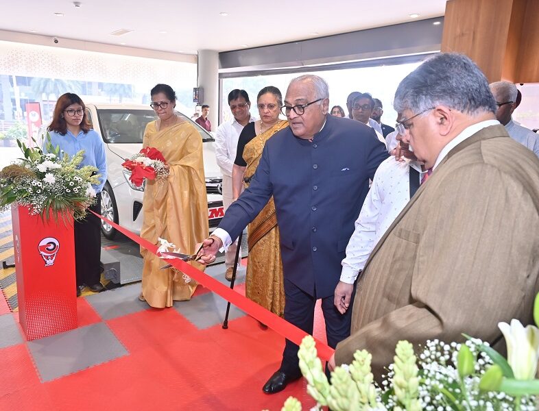 Mr. K. M. Mammen, Chairman and Managing Director, MRF Ltd., inaugurating the MRF Tyredrome